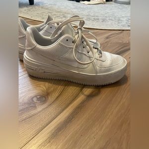Nike Air Force 1 Platform size 8